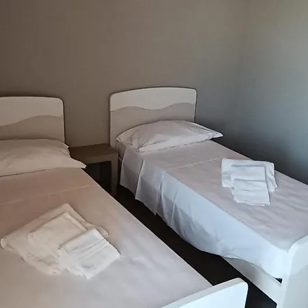 公寓 Dimora Corvino *