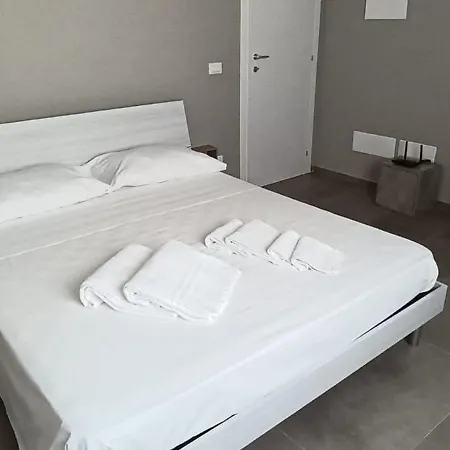 公寓 Dimora Corvino